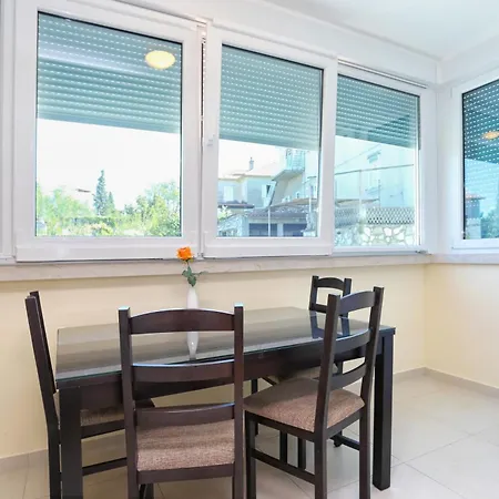 And With Parking Space - 11623 게스트하우스 3*