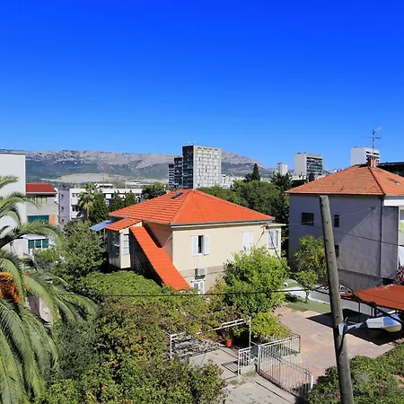 And With Parking Space - 11623 게스트하우스 3*