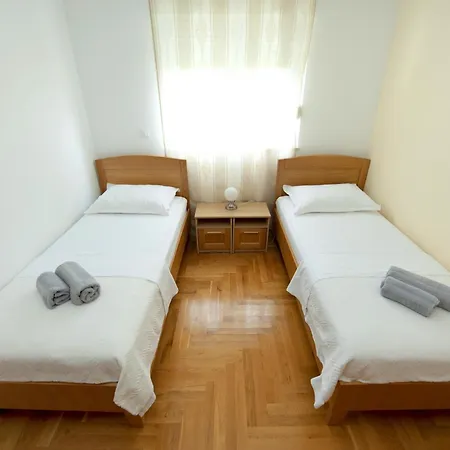 게스트하우스 And With Parking Space - 11623 3*