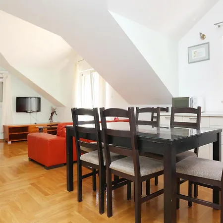 And With Parking Space - 11623 Pensjonat 3*