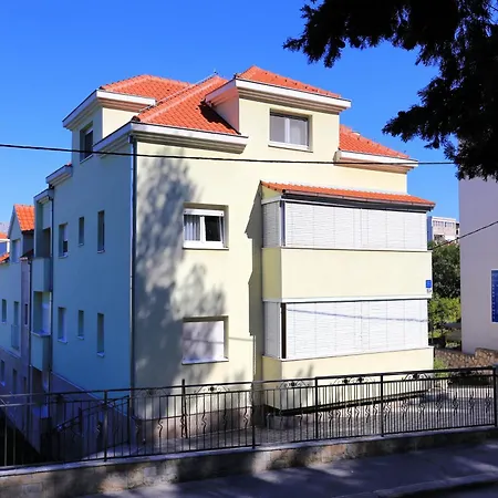 Pensjonat And With Parking Space - 11623